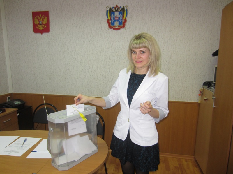 Ход голосования по выборам заместителя председателя и секретаря Территориальной избирательной комиссии